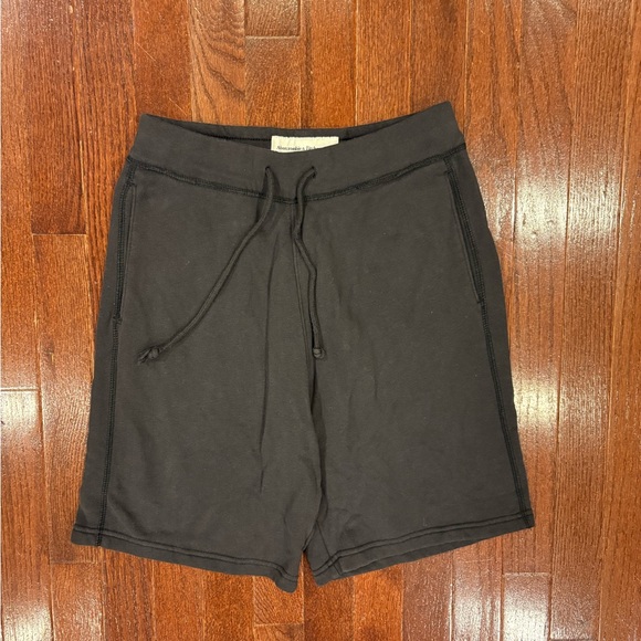 Abercrombie & Fitch Dark Gray Athletic Shorts - Picture 4 of 4